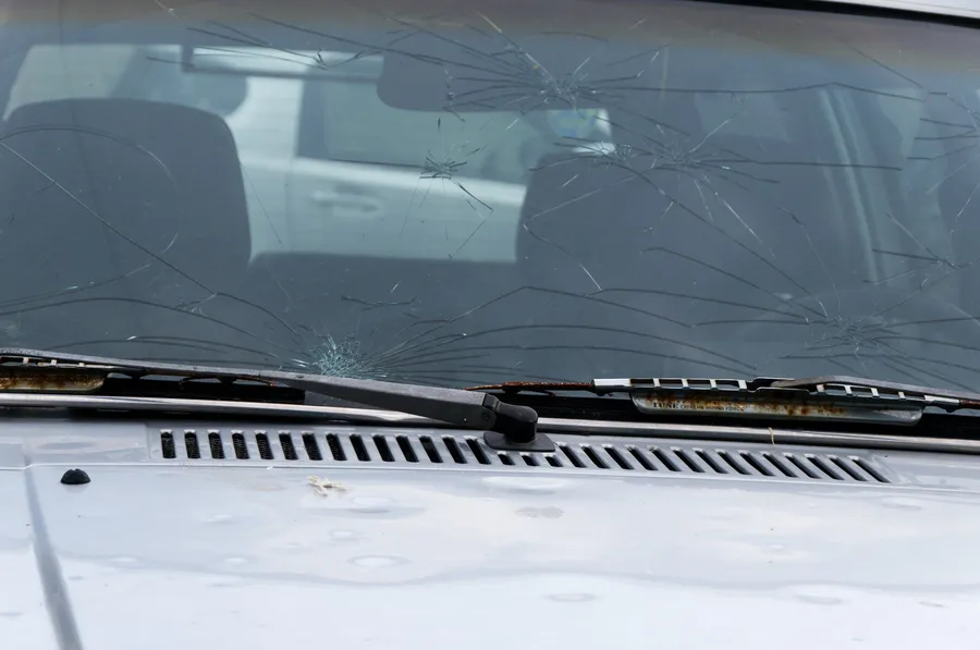 Can Auto Glass Replacement Be Done At Your Home Or Office Houston, TX Can Auto Glass Replacement Be Done At Your Home Or Office Houston, TX